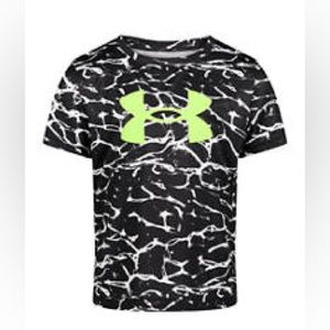 Under Armour Performance Athletic Shirt Black Green Logo Short Sleeve - NWOT